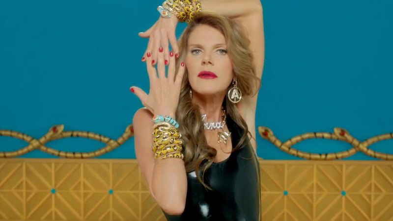 anna-dello-russo.png anna-dello-russo.png